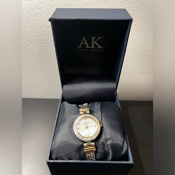 LNIB Anne Klein Womens Watch with Crystals & Mother of Pearl Face - Picture 1 of 8